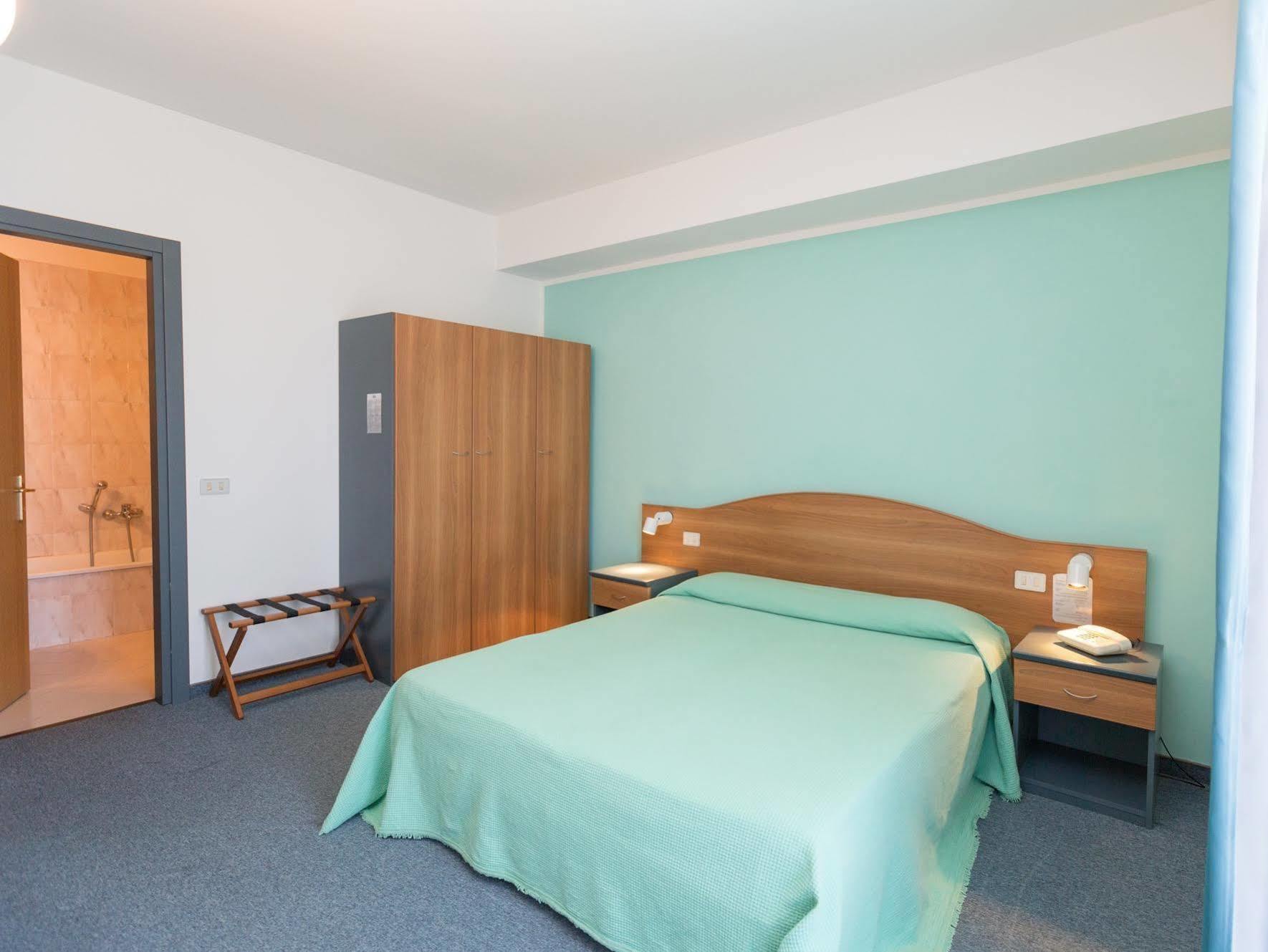 Hotel Gambrinus Abbadia San Salvator Εξωτερικό φωτογραφία