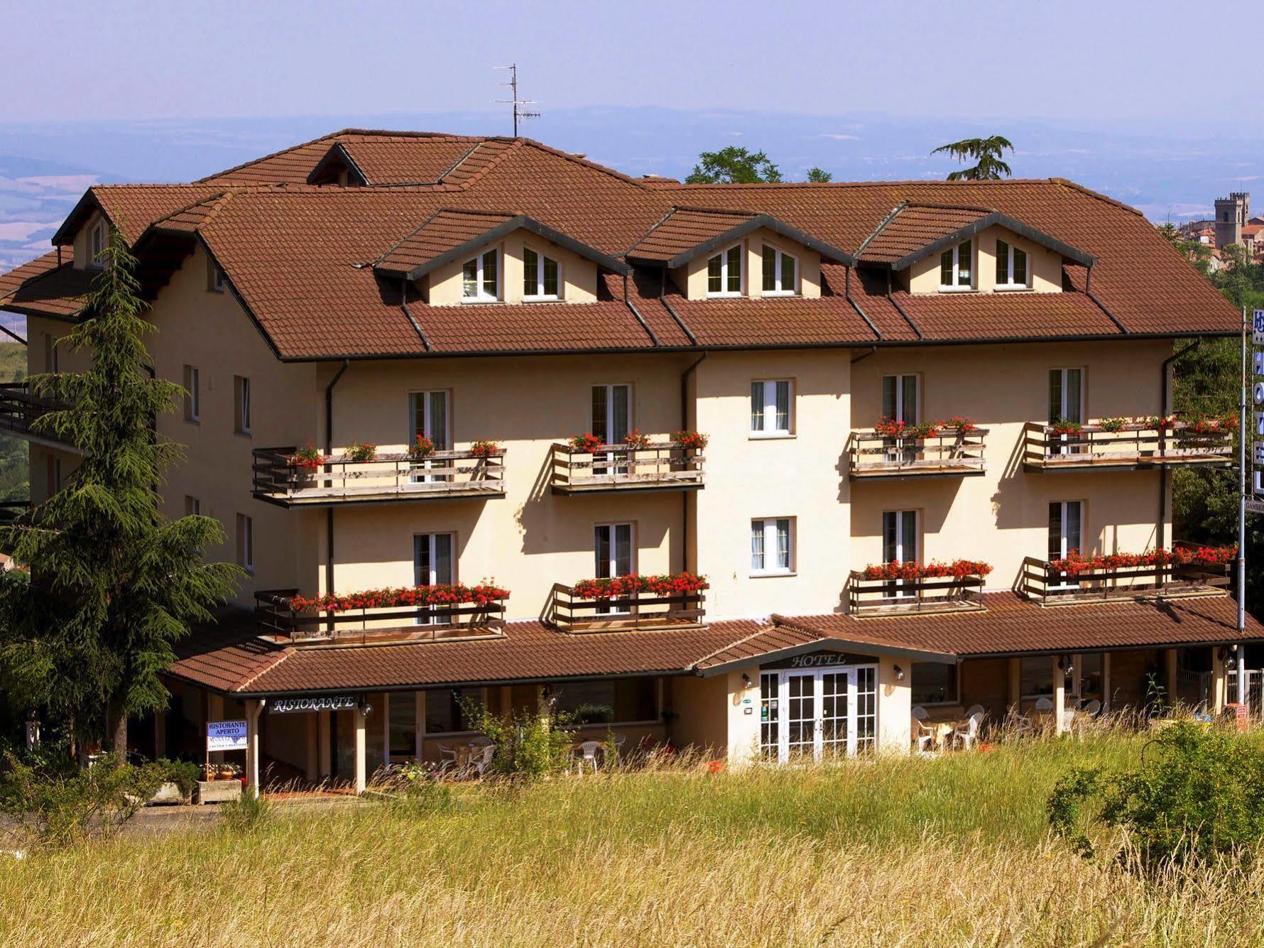 Hotel Gambrinus Abbadia San Salvator Εξωτερικό φωτογραφία